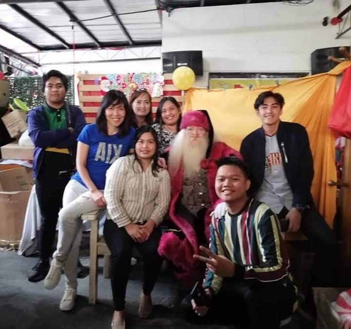 Christmas Gift Giving at Bahay Aruga